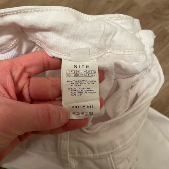 Jeans Wear White Skinny Jeans - Picture 2 of 4